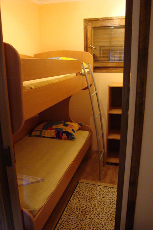 President Bungalows And Apartments Utjeha Room photo
